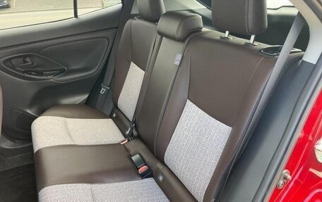 Toyota Yaris Cross, 2022 год, 1 680 001 рублей, 22 фотография