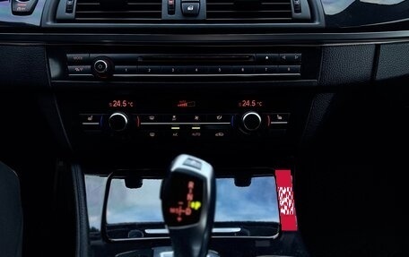 BMW 5 серия, 2015 год, 1 940 000 рублей, 11 фотография