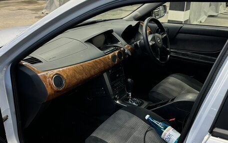 Nissan Avenir II, 2003 год, 490 000 рублей, 13 фотография