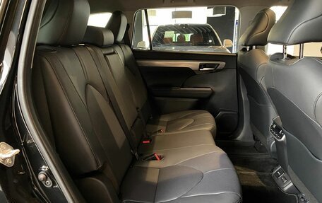 Toyota Highlander, 2025 год, 5 750 000 рублей, 8 фотография