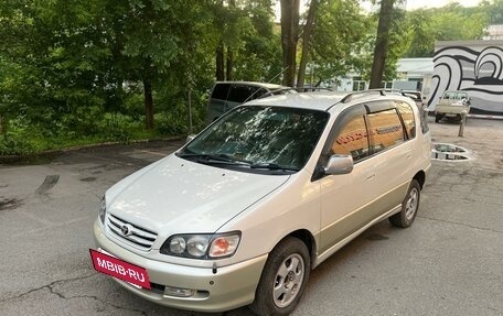 Toyota Ipsum II, 1998 год, 515 000 рублей, 2 фотография