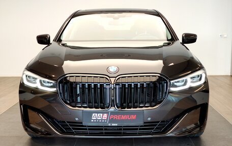 BMW 7 серия, 2019 год, 5 700 000 рублей, 2 фотография