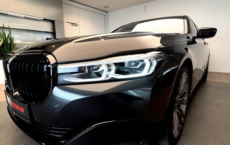 BMW 7 серия, 2019 год, 5 700 000 рублей, 10 фотография