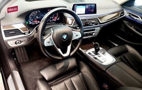 BMW 7 серия, 2019 год, 5 700 000 рублей, 13 фотография