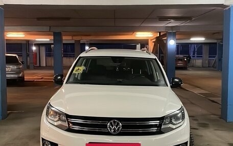Volkswagen Tiguan I, 2013 год, 1 280 000 рублей, 2 фотография