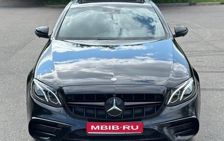 Mercedes-Benz E-Класс, 2016 год, 2 750 000 рублей, 2 фотография