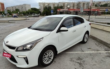 KIA Rio IV, 2020 год, 1 900 000 рублей, 2 фотография