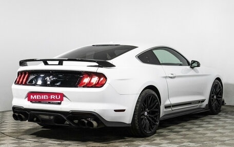Ford Mustang VI рестайлинг, 2018 год, 3 300 000 рублей, 5 фотография