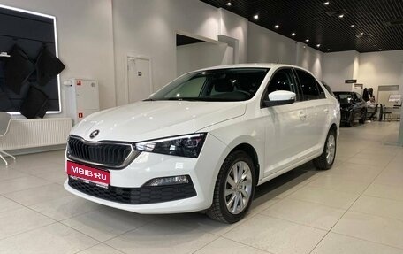 Skoda Rapid II, 2022 год, 1 950 000 рублей, 1 фотография