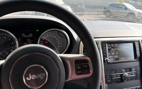 Jeep Grand Cherokee, 2012 год, 1 900 000 рублей, 10 фотография