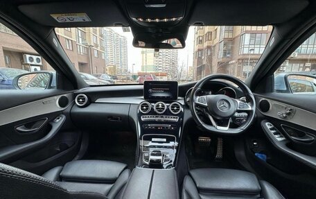 Mercedes-Benz C-Класс, 2017 год, 2 250 000 рублей, 4 фотография