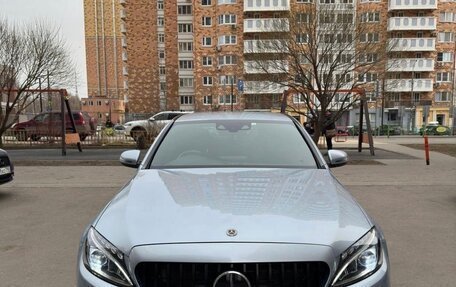 Mercedes-Benz C-Класс, 2017 год, 2 250 000 рублей, 3 фотография