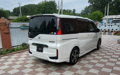 Honda Stepwgn IV, 2019 год, 2 750 000 рублей, 5 фотография