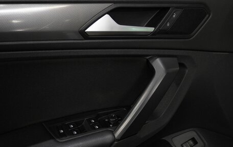 Volkswagen Tiguan II, 2019 год, 2 000 000 рублей, 14 фотография