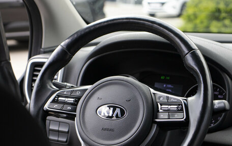KIA Sportage IV рестайлинг, 2021 год, 2 185 000 рублей, 18 фотография