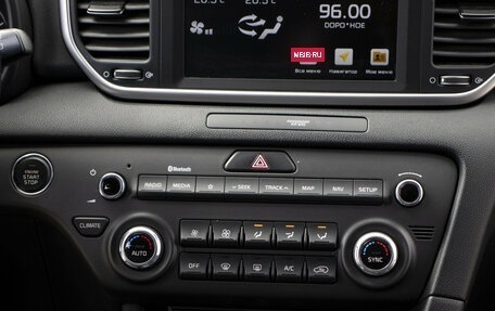 KIA Sportage IV рестайлинг, 2021 год, 2 185 000 рублей, 17 фотография