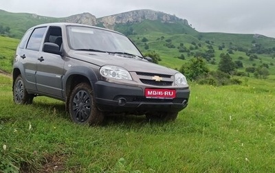 Chevrolet Niva I рестайлинг, 2013 год, 570 000 рублей, 1 фотография