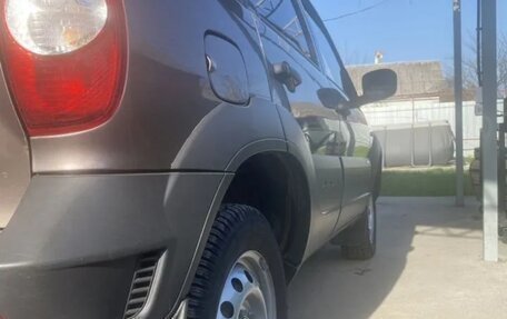 Chevrolet Niva I рестайлинг, 2013 год, 570 000 рублей, 4 фотография