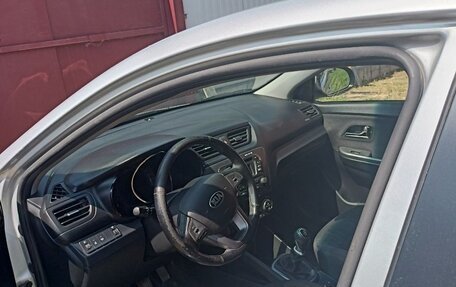 KIA Rio III рестайлинг, 2013 год, 830 000 рублей, 6 фотография