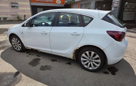 Opel Astra J, 2011 год, 649 000 рублей, 7 фотография