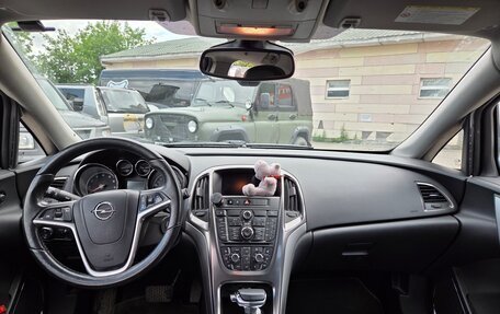 Opel Astra J, 2011 год, 649 000 рублей, 8 фотография
