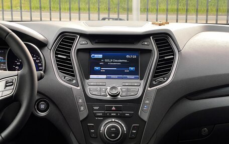 Hyundai Santa Fe III рестайлинг, 2012 год, 2 099 000 рублей, 23 фотография