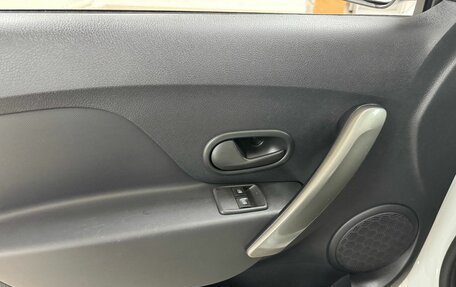 Renault Sandero II рестайлинг, 2020 год, 1 349 000 рублей, 20 фотография