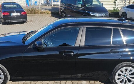 BMW 3 серия, 2022 год, 3 300 000 рублей, 2 фотография