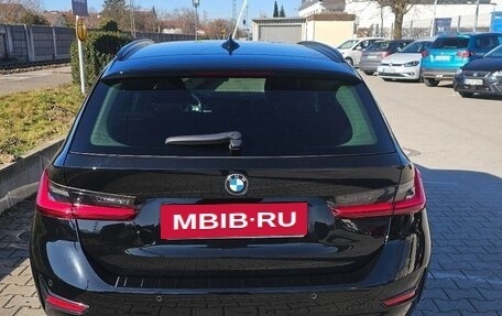 BMW 3 серия, 2022 год, 3 300 000 рублей, 9 фотография