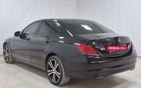 Mercedes-Benz C-Класс, 2019 год, 3 200 000 рублей, 6 фотография