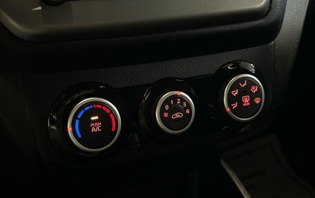KIA Rio III рестайлинг, 2015 год, 860 000 рублей, 15 фотография