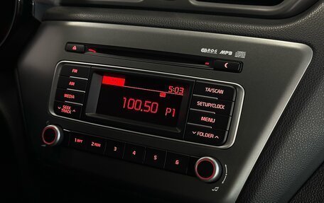 KIA Rio III рестайлинг, 2015 год, 860 000 рублей, 14 фотография