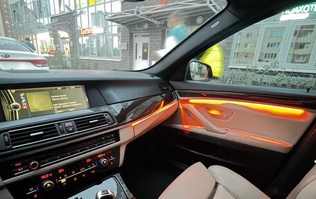 BMW 5 серия, 2011 год, 2 300 000 рублей, 13 фотография