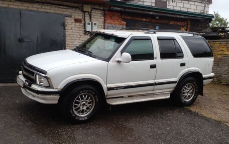 Chevrolet Blazer II рестайлинг, 1996 год, 260 000 рублей, 3 фотография