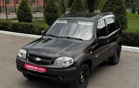 Chevrolet Niva I рестайлинг, 2013 год, 570 000 рублей, 2 фотография