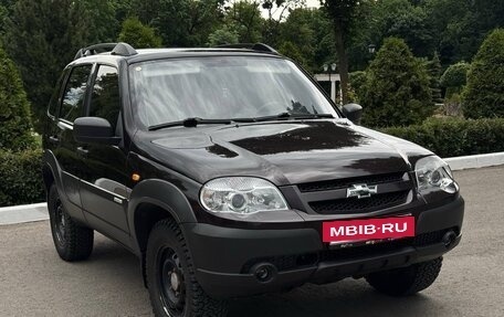 Chevrolet Niva I рестайлинг, 2013 год, 570 000 рублей, 4 фотография
