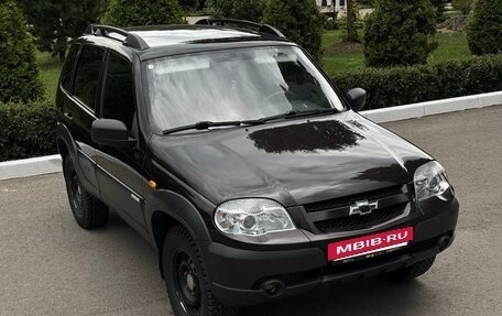 Chevrolet Niva I рестайлинг, 2013 год, 570 000 рублей, 5 фотография