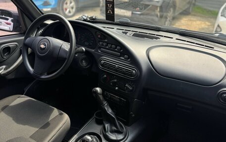 Chevrolet Niva I рестайлинг, 2013 год, 570 000 рублей, 25 фотография