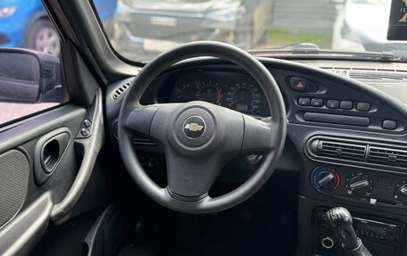 Chevrolet Niva I рестайлинг, 2013 год, 570 000 рублей, 21 фотография
