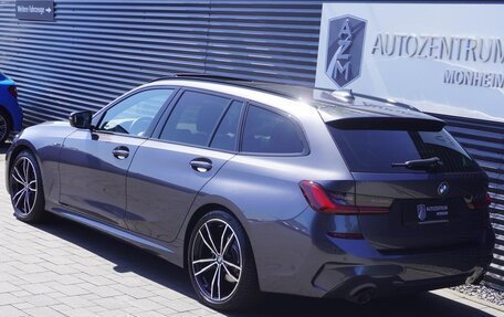 BMW 3 серия, 2022 год, 3 650 000 рублей, 8 фотография