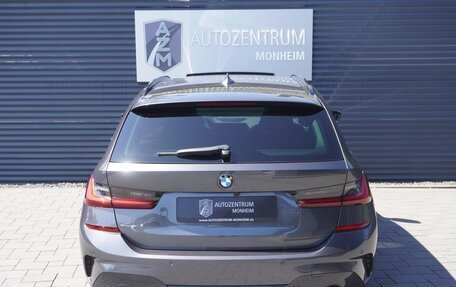 BMW 3 серия, 2022 год, 3 650 000 рублей, 2 фотография