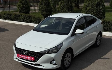Hyundai Solaris II рестайлинг, 2020 год, 1 420 000 рублей, 4 фотография