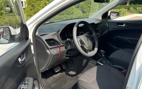 Hyundai Solaris II рестайлинг, 2020 год, 1 420 000 рублей, 30 фотография