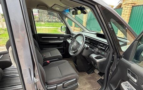 Honda Stepwgn IV, 2020 год, 2 950 000 рублей, 8 фотография