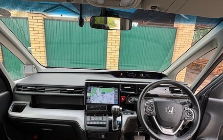 Honda Stepwgn IV, 2020 год, 2 950 000 рублей, 7 фотография