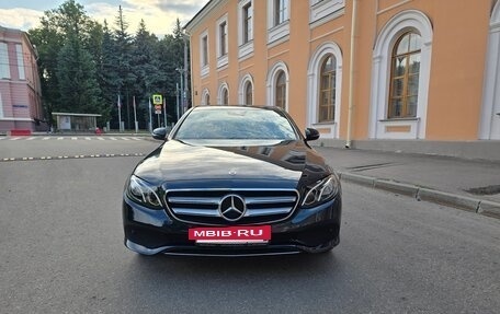 Mercedes-Benz E-Класс, 2017 год, 4 400 000 рублей, 3 фотография