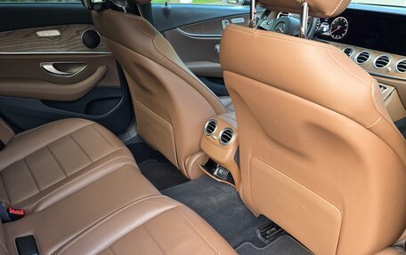 Mercedes-Benz E-Класс, 2017 год, 4 400 000 рублей, 11 фотография