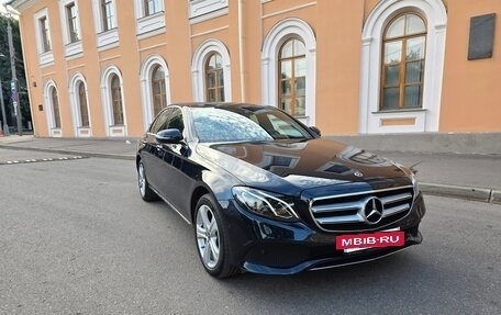Mercedes-Benz E-Класс, 2017 год, 4 400 000 рублей, 4 фотография