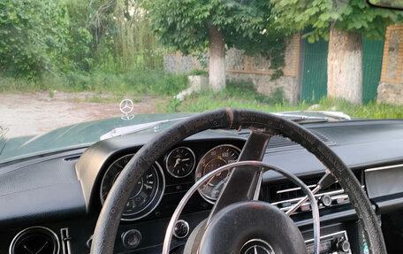 Mercedes-Benz W115, 1975 год, 2 000 000 рублей, 23 фотография