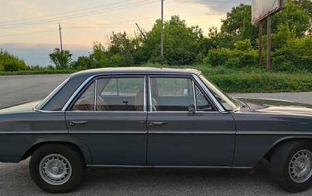 Mercedes-Benz W115, 1975 год, 2 000 000 рублей, 18 фотография